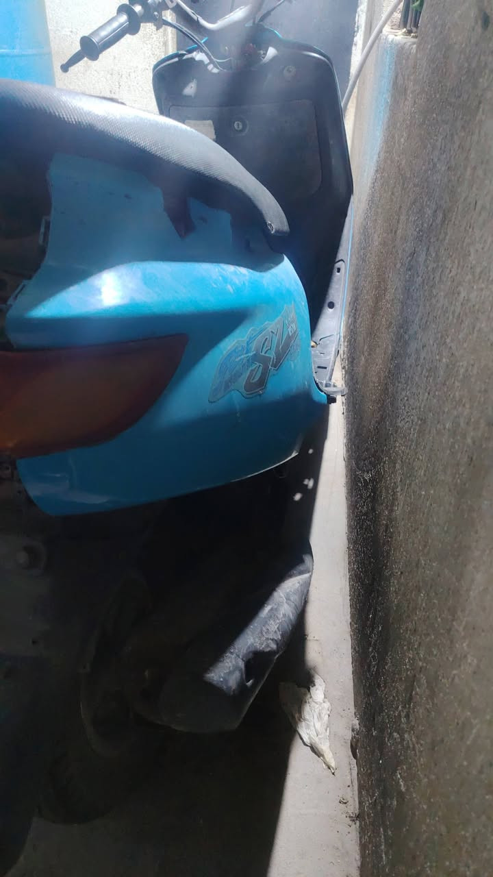 فراشه للبيع نقصهه بس كلجات من اشغلهه يطلع صوت بصفحه كلجات ٢٠٠ وبيهه مجال بصره قبله سوق المسطر *********** وتساب
