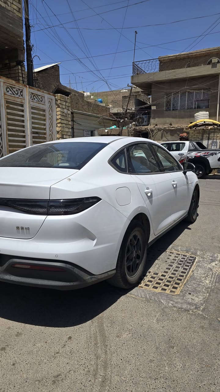 سيل فايف بغداد باسمي فقط بيها رصعه بالبنيد ورصعه زغيره كذلك يم قبق بانزين  سياره كلش نضيفه يوم ٧.٧.٢٠٢٦ بدلت دهن اكسادو وفلاتر كله محسن سياره كلش نضيفه مال بيت سبب البيع اريد اخذ ٧ راكب 
 مكاني دورة ***********
