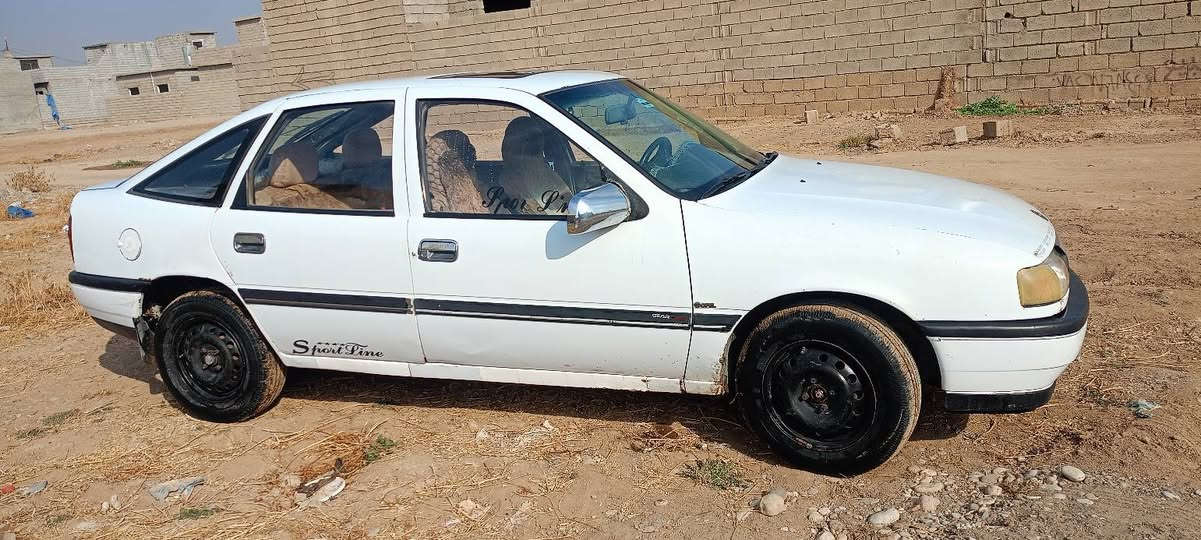 السلام عليكم اوبل فكترة ٩٢ محرك ١٨ رقم سليمانيه سنويه صاقطه ٢٠٢١ گير ومحرك وصدر شرك   احبهه الشرعي من كركوك سعر ٣٤ وبيهه مجال المكان قضاء الحويجه الاتصال ***********
