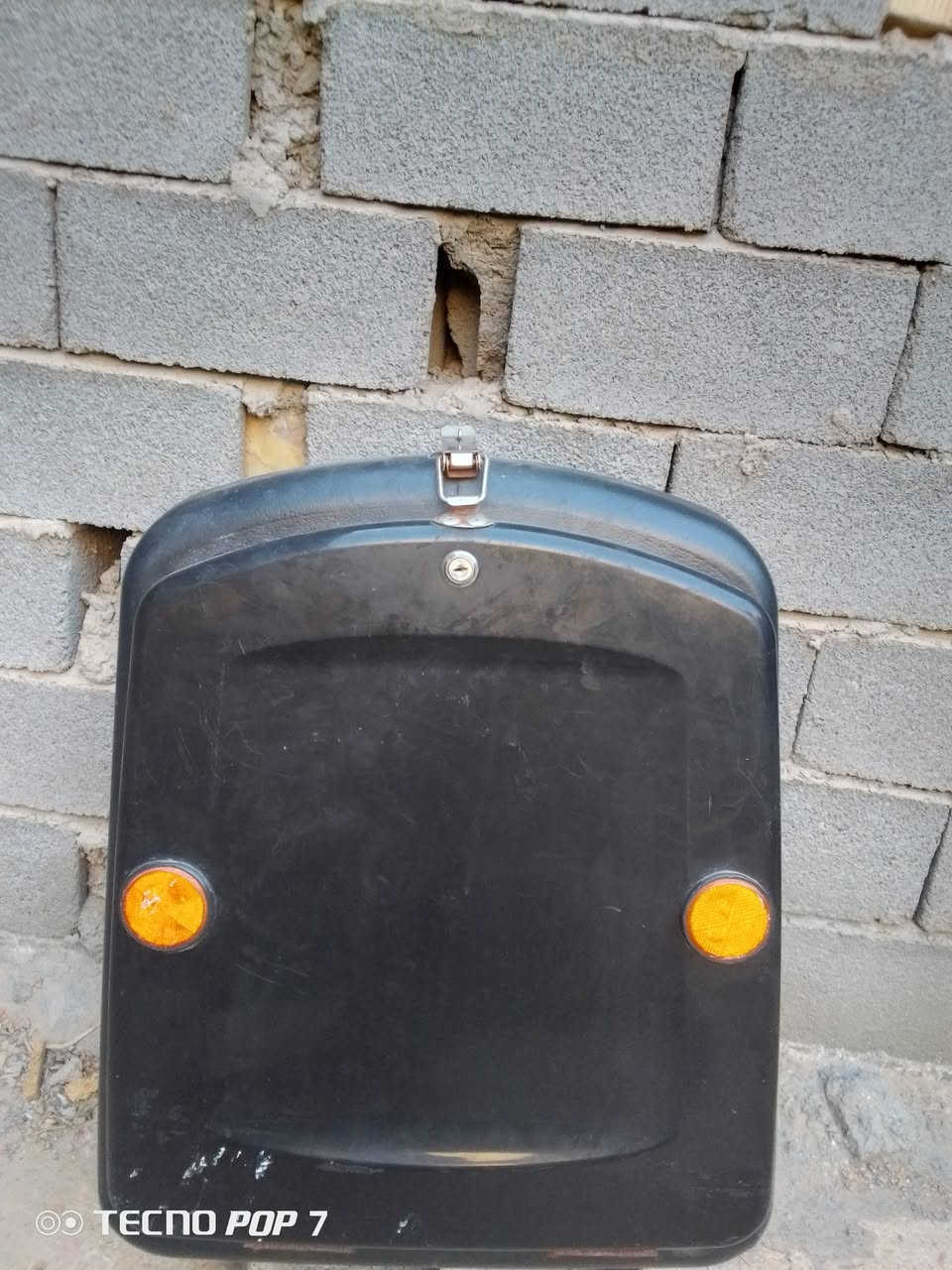 السلام عليكم
صندوك دلفري نظيف وجديد
ويا السيم مالتة والمصطرة
بكاني مدينة الصدر
السعر 40


**إذا كنت صاحب هذا الإعلان وتريد حذفه لأي سبب، رجاءا أرسل رسالة إلى الدعم الفني**