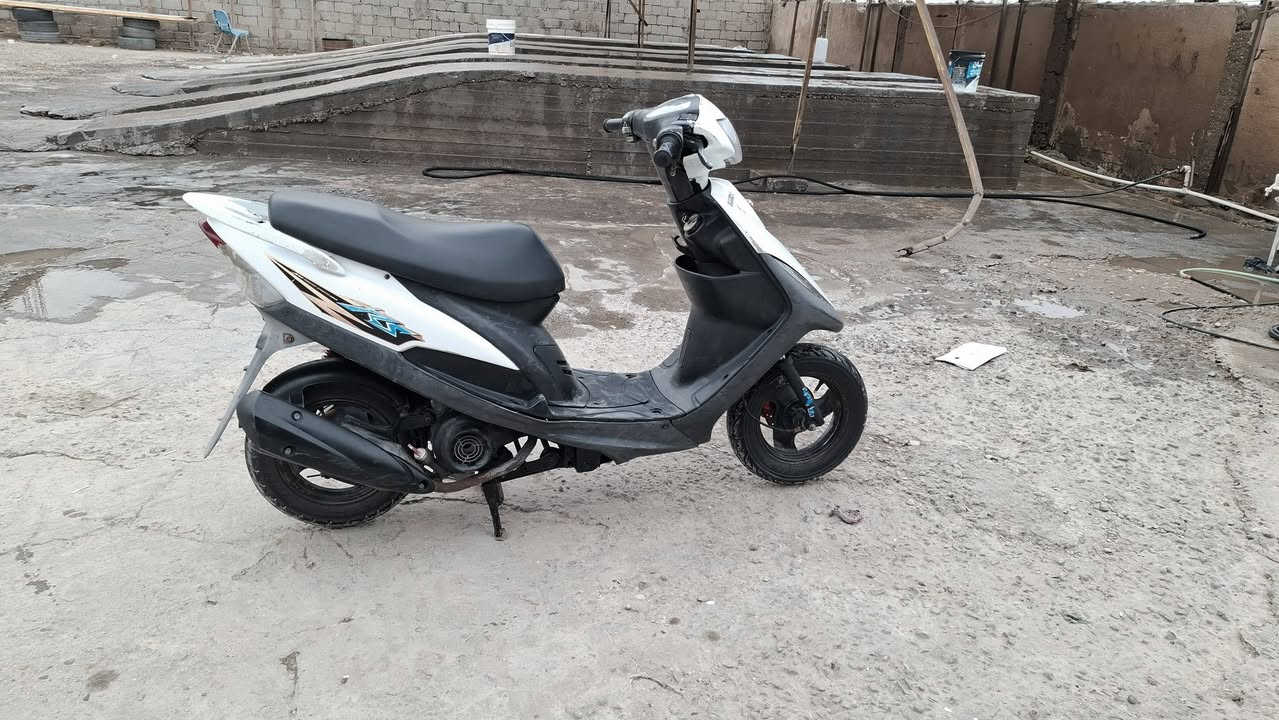 ماكس عدله مكفوله   دراجه بلاد واحد عله واحد  ونضف من صوره كلشي شغال  وشرط عل فحص وين ميعجبك تفحص روح  مكان بابل حله حي جزار اني مكلف بل نشر صاحب دراجه رقم ***********  واتساب  مكلف بل نشر
