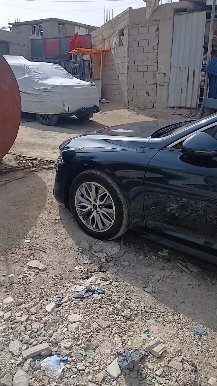 🚗 للبيع كيا K5 هايبرد موديل 2023

▪️ المحرك: 2000cc هايبرد▪️ الممشى: 60 ألف كم

✨ المواصفات (فل كامل ماعدا الفتحه):

كير ماوس

 تبريد  خلفية كشنات اماميه تبريد +تتفأه

شحن وايرلس

تحديد مسار + سياقة ذاتية

 حساسات وكاميرات رادار امامي رادار خلفي مانع تصادم بريك ذاتي 

مواصفات كثيرة جداً

🛠️ الحالة:

حادث خفيف جهة اليمين (الجاملغ + طكة بسيطة بالباب الطخه صايره شطح )

لا يوجد لغد ولا شاصي

قبغ جنطة مبدلة

الجاملغات الخلفية كلير بدون قطرة معجون الطخه الخلفيه امعمره ابكوريه 

السيارة نظيفة جداً الله شاهد عليه سياره جديده بمعنه الكلمه برغي متصرف عليه 

💰 السعر: 17,000 قابل للتفاوض بالمعقول📍 الموقع: (بغداد حي اور قرب جامع الفردوس)📞 للتواصل: (***********
