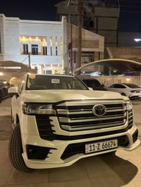 لاندكروز 2025 ساز Gxr   ام الرادار واربع كامرات وشاشه جبيره بلادي من ا...