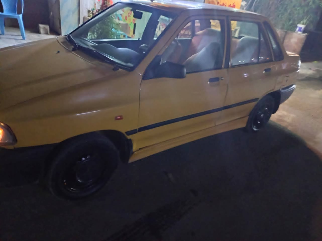 سلام عليكم سايبا موديل 2012للبيع مكينه وكير وتبريد شغاله صدر امامي خلفي جديد مصفره هيئه وغرامات هزه جديده تحويل ثاني يوم  السعر 29وبيه مجال  العنوان بغداد الدوره التراصل***********
