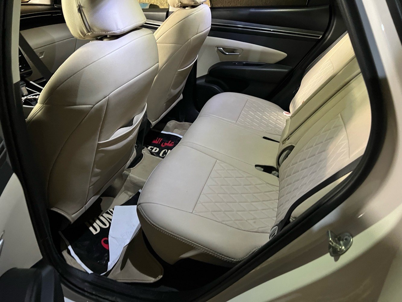 
توسان 24 خليجي استلام شركة الت ساك وبعدها بضمان الشركة فول الفول وبانوراما ماشية 44 الف رقم بغداد الانكليزي سنوية لغاية 2029 وهزة جديده بيها تبديل باب السايق نفس اللون اثر حادث ستوته وصبغ ربع باب الخلف السايق وشبر من الصندوق بدون ايرباك وكل شي مذكور بالسونار السيارة جديدة بمعنى الكلمة السعر 206وبيها مجال بسيط جدا *********** 

بغداد الدوره شارع المصافي مقابل المحكمة