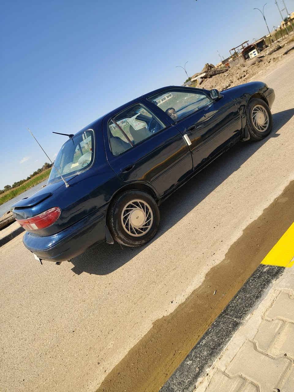 السلام عليكم كيا سيفيا معمر الجديد وحلوه سياره اثر جراد وصبغناها فرن سياره قزازه حلوه امامك بالصوره موديل 94 بغداد صدر قبل 15 يوم شديت صدر جديد تخم تاير جديد تخم سماعات مسجل محرك كفاله كير كفاله لايتات زنون علي ناصي شواصي بعدهن على الشركه الداخل كلش حلو امامك كما موضح بالصوره وبالحقيقه احلى من الصوره سعر السياره 33 وبيها مجال شيء بسيط نفاذ السنويه لل 28 تحويل مباشر راعي السياره موجود يمي جيراني شرط تحويل 
عنواني ابو غريب النصر والسلام تحديدا منطقه 6 000 يم مدرسه ابها براح اخلي لكم ارقام تليفوناتي المن لم تجدوني على الفيس او التواصل الاجتماعي الشراي يتصل وبخير ويتدلل فالحب والتقدير لكم الجميع اخوكم عادل الزوبعي 📱☎️📞📟📠🔌📞📞📞📞📞📞📞📞📞
*********** خط كورك
*********** اثير واتساب
*********** اثير
0774846188 خط اسيا
