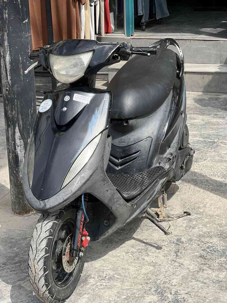 سلام عليكم   ماكس عدله  بلاديه كلهه نص نكره سلف درجة كلهه كامله اي نقص
مابيهه جيب فيتر وتجي تفحص 
 البيع السعر 700 بيه مجال حك جيه ماكني بغداد لامين الثانيه 
***********
