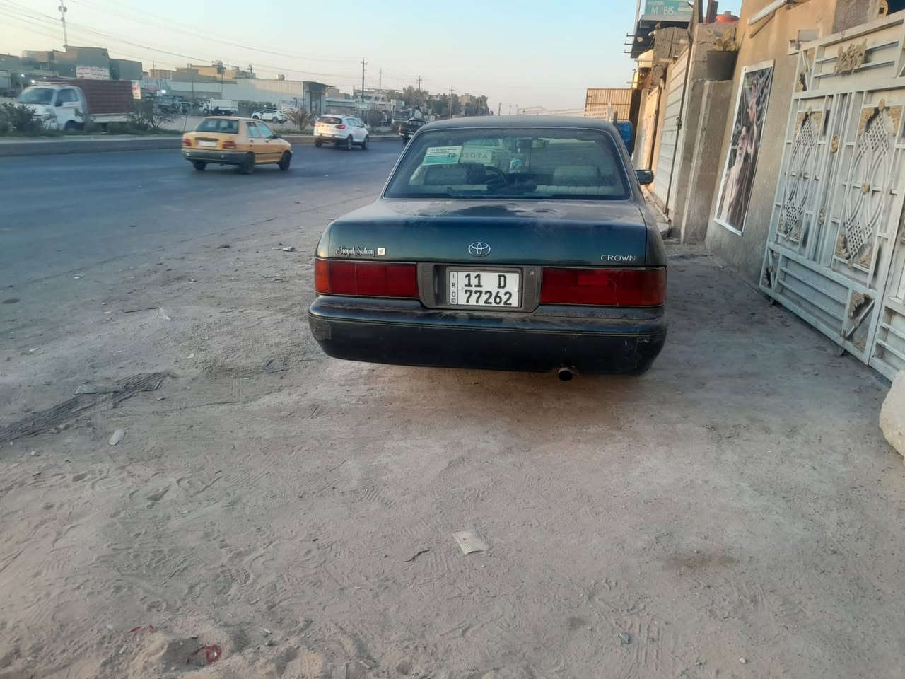 السلام عليكم ارنب ايسر بلاد مديل ٩٣مصبوغه عام مكينه ثنين ونص تخم تاير جديد رقم بغداد بسمي تحويل ثاني يوم 
المكان بغداد المعامل حي النصر 
ملاحضه السياره وياه سستم كامل ٤بيبان وقبق جنطه وبنيد وجاملقات 
السعر ٥٥
الاتصال ***********
