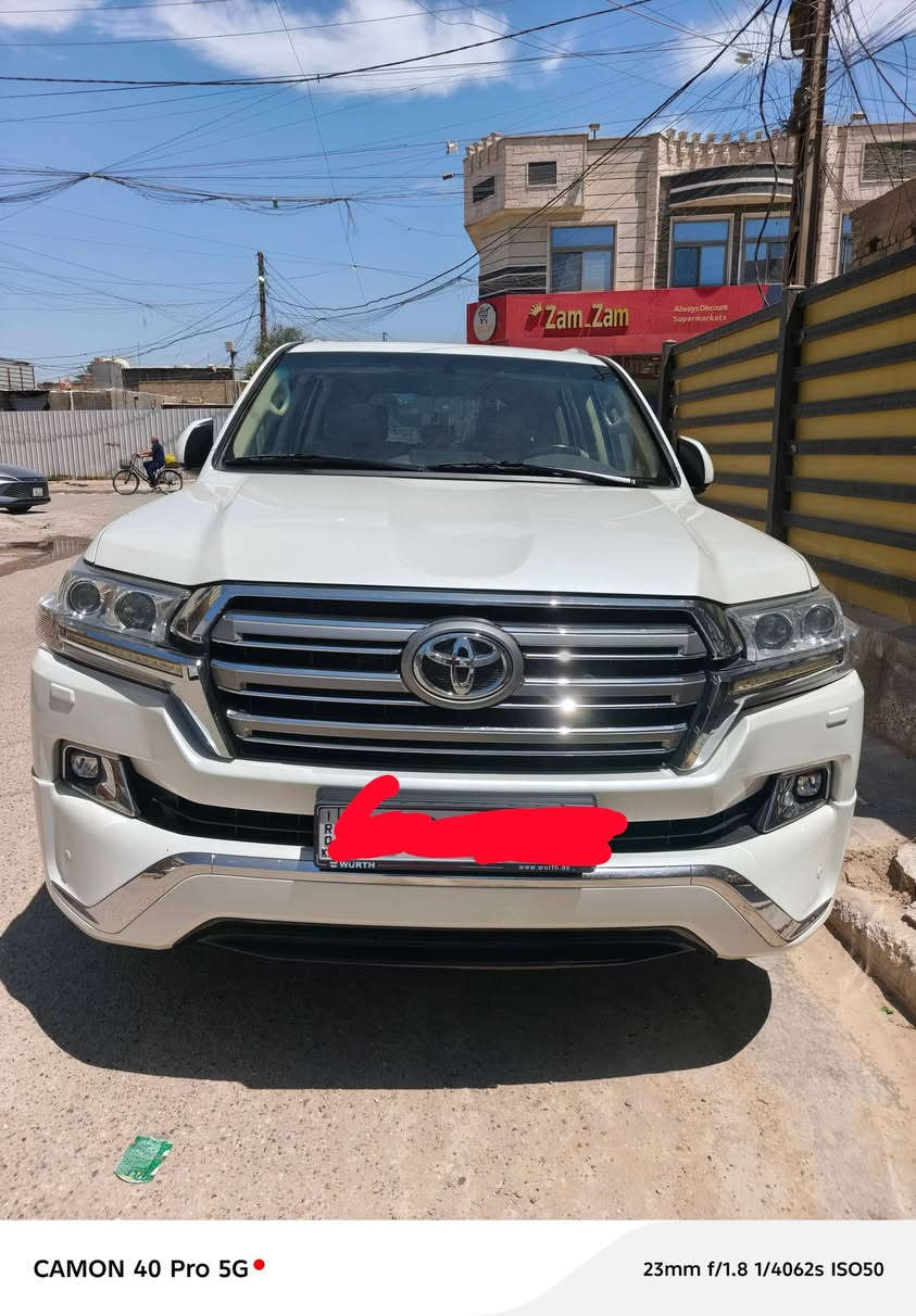 السلام عليكم GXR 2017 اربيل باسمي مكفوله من كلشي سياره اي ضرر مابيها ماشيه 85 الف مكان بغداد حي الجهاد 

للتفاصيل السعر الاتصال على الرقم 
***********
