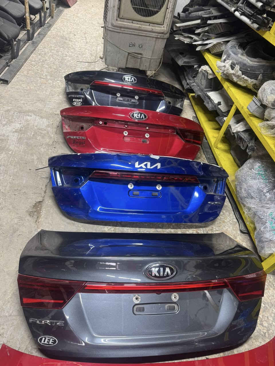 السلام عليكم قبق جنطة فورتي النترا صول اوبتما
تفصيخ وارد امريكي *********** واتساب 
توصيل جميع المحافظات
