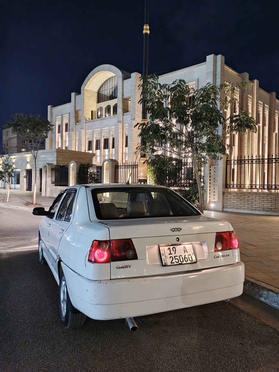 شيري كوين 2009 بلاديه سعر 32 ورقه 
عنوان كربلاء ***********
