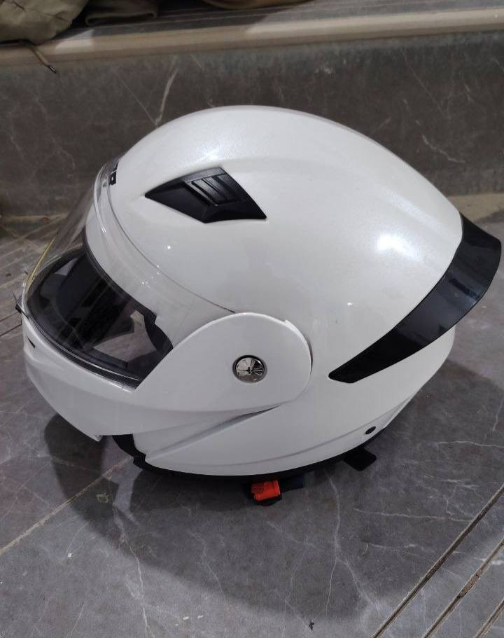 خوذة جديدة مستخدمة قليل جدا قياسها xl مكاني حله للتواصل خاص


**إذا كنت صاحب هذا الإعلان وتريد حذفه لأي سبب، رجاءا أرسل رسالة إلى الدعم الفني**