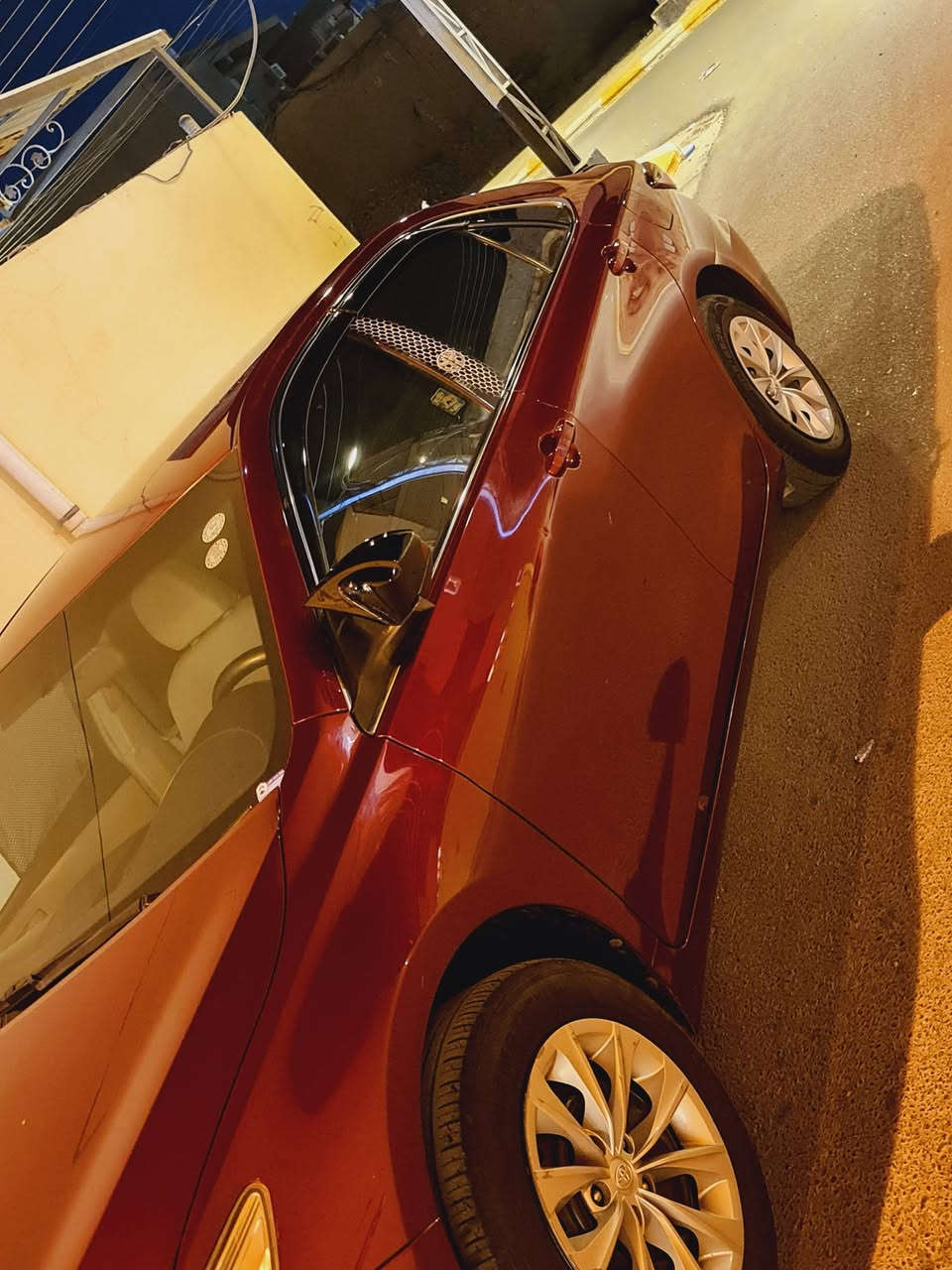 سلام عليكم كامري للبيع موديل2017 فول مواصفات Leضررها جامللغ من  وباقي كله بشرط سياره جديد بمعنى كلام  
سياره احلى من صور كير ومحرك كله بشرط وشرط تحويل
عنوان سياره فلوجه
سعرها 155$ وبي مجال قليل للاستفسار اتصل على رقم ***********
