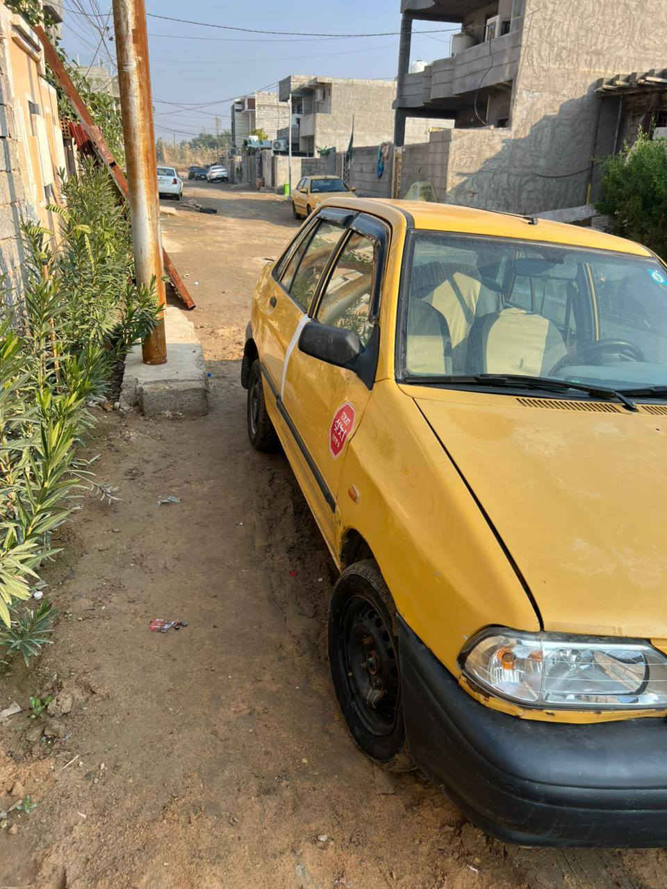 سايبة لبيع لسيارة 15 جاهزة كير مكينة رقم. دولي بسمي وذا اكو مراوس بخصوصي حسب لقناعة  مصفرة بسمي تحويل ثاني يوم لسعر 33 بيهة مجال بصيط ***********
