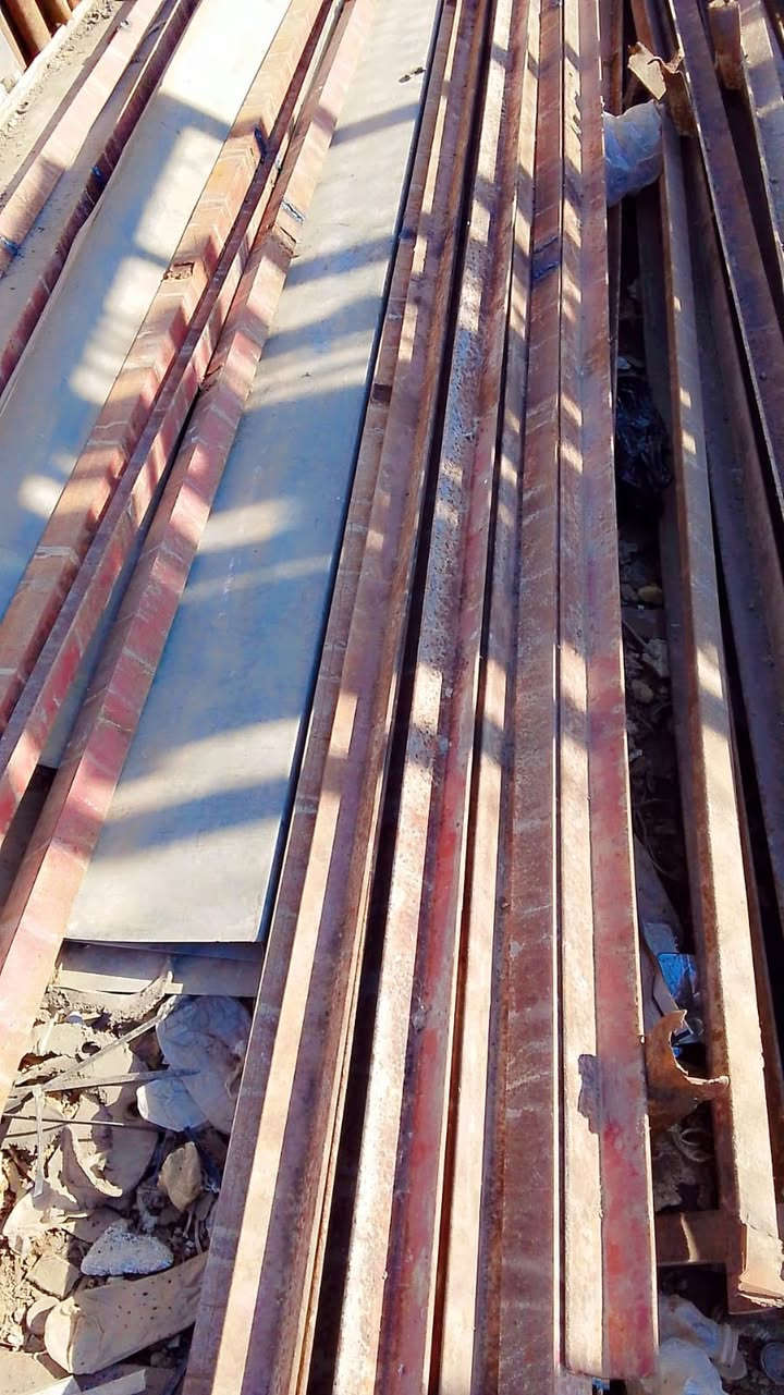 سلام عليكم زوايا للبيع الطول (5/80)و(3/80)يوجد 1000 متر الحجم إنجين خمسه ملم المكان بغداد للأستفسار ***********
