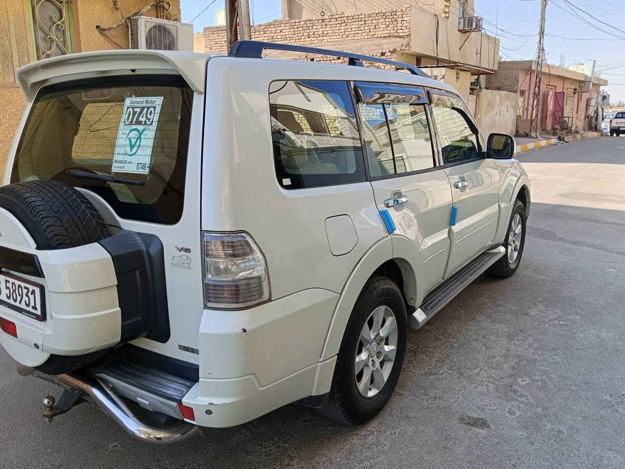 السلام عليكم عندي باجيرو موديل 2010خليجي حبتور فول مواصفات سلايت تحكمات ستيرن شاشه جبيره كشننات كهرباء وكشنات جلد دمام خلفي اشاير بالمري مري كهرباء فول السياره جديده وخير من الله تبريد ثلج تخم تاير جديد صدر امامي خلفي جديد محرك وكير خير من الله رقم بغداد بأسمي سنويه لل28 مابيها نقص برغي سعرها مناسب 135 للاستفسار الاتصال ***********موجود اتصال او واتساب
