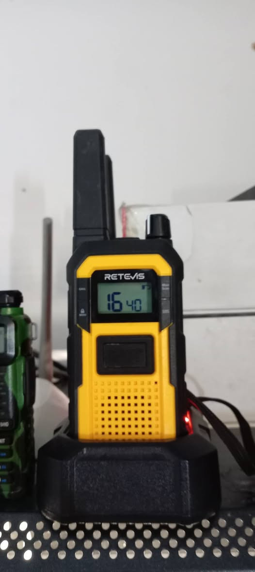 اجهزه لاسلكيه حديثه
اصفر شحن تايبسي زاد قاعده
اخضر شحن حديث قاعدةusb
***********
