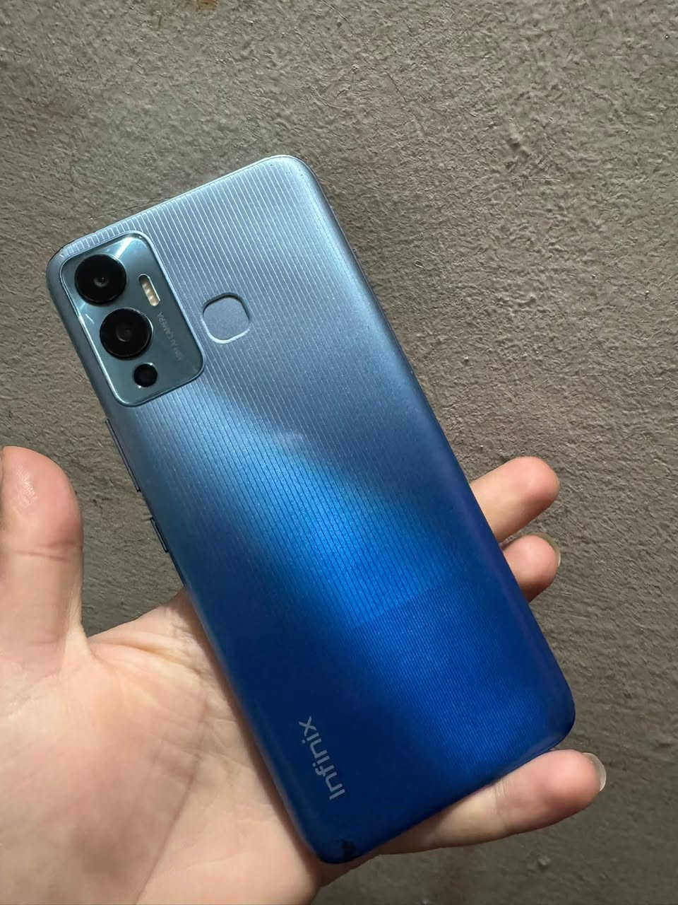 السلام عليكم. لديّ هاتف Infinix Hot 12 Play للبيع. بحالة ممتازة، يتميز بمواصفات رائعة: ذاكرة داخلية 128 جيجابايت، وذاكرة وصول عشوائي 6 جيجابايت، وشاحن من النوع C يدعم الشحن السريع، وبطارية 6000 مللي أمبير (مما يعني أنك لن تحتاج إلى شحنه)، وخاصية تسجيل المكالمات. السعر 100 ألف دينار  قفل ووياه سيم كارت كورك تفعيل لشهرين بلا حدود بسس ب15الف  مكاني في السليمانية


**إذا كنت صاحب هذا الإعلان وتريد حذفه لأي سبب، رجاءا أرسل رسالة إلى الدعم الفني**