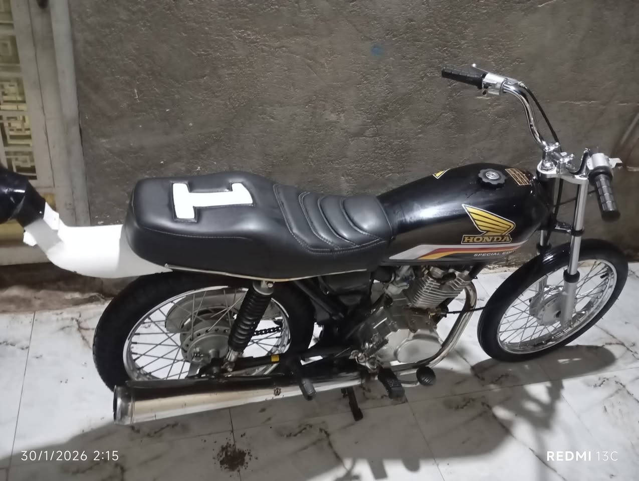 للبيع 
تعميره 25 اوراق جاهزه 400وبيها مجال مكاني البصره

*********** اتصل وتدلل مكلف بلنشر
