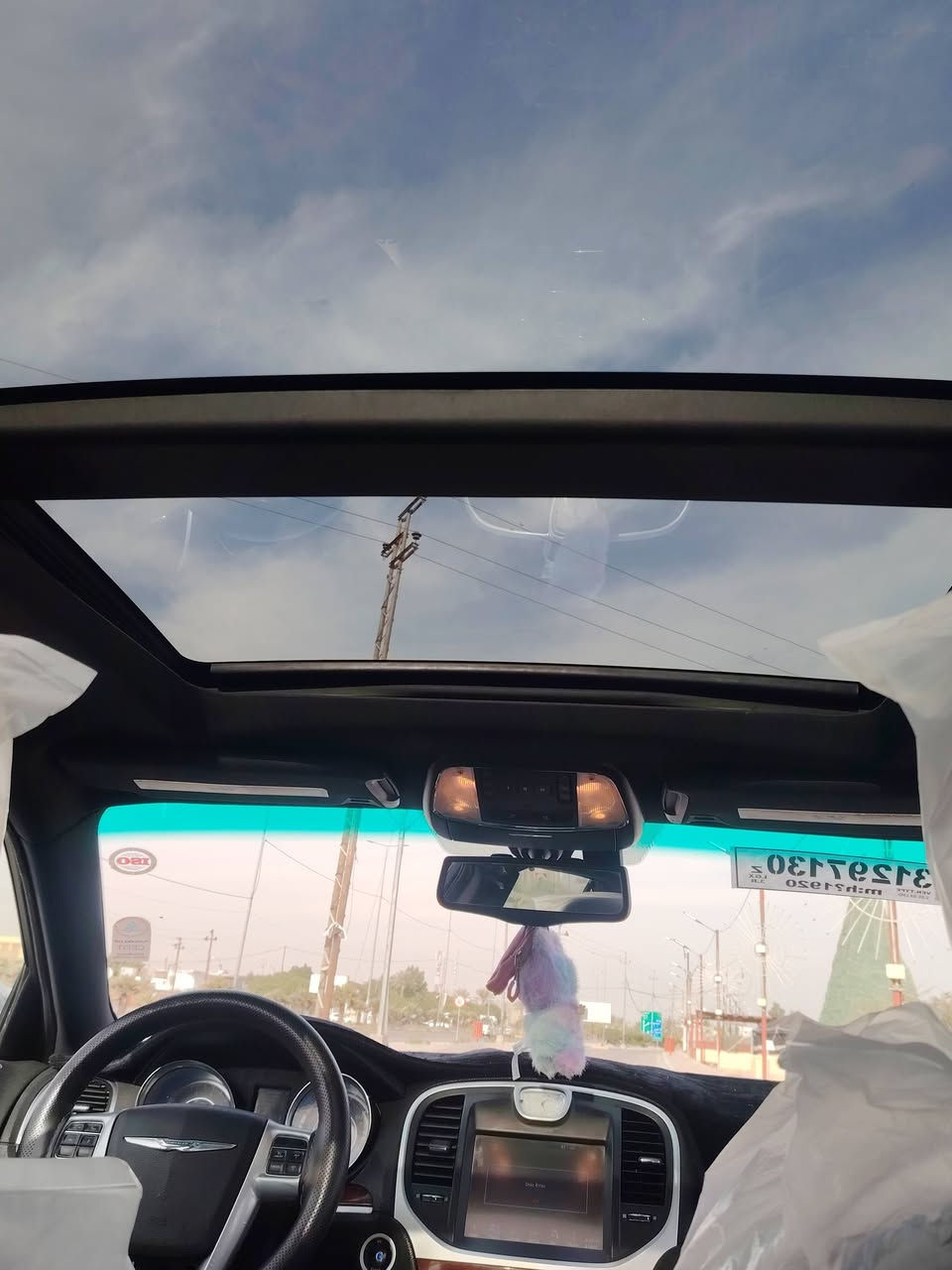 سلام عليكم اوباما ادوات ادوات بدون كصه كفاله عامه دخول جديد مديل 2014  S  سياره جديده كلش احله من صور كارتون جاهزه من كلشي مكينه كير  كفاله محرك 3600 تبريد ثلج حداديه 100/100 فول 1/1 بنراما شفتات سترين دواخل S جلد بعد بيه هواي موصفات ويل20 كروم ربع ماذب عليه  منضومه زنون نهارر
متوم شمالي نكليزي طبق اصل
السعر 110$
الهاتف *********** العنوان البصره سفوان
