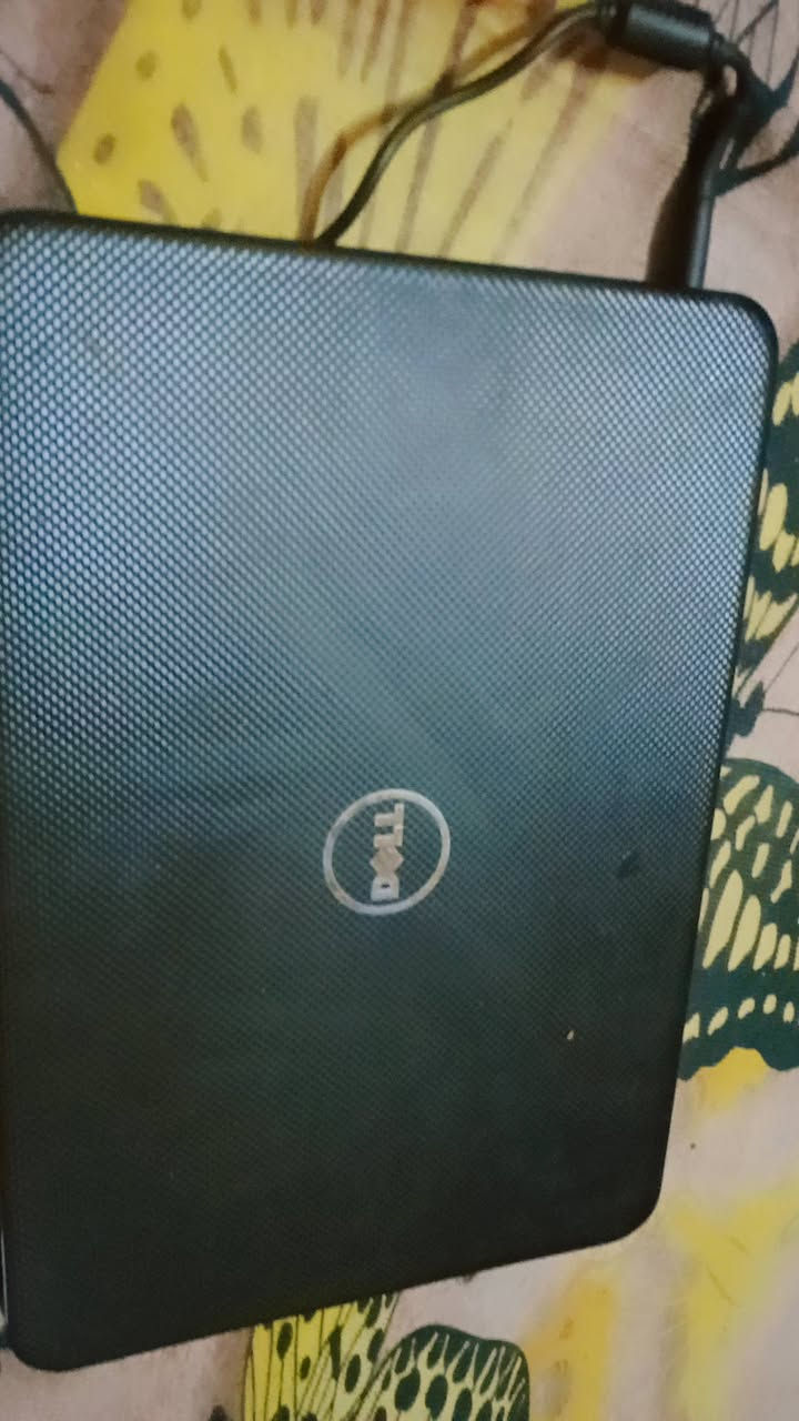 لابتوب نوعdeel الحجم الكبير
هارد، 320گيگا
رام4گيگا
يشتغل فقط علكهرباء


**إذا كنت صاحب هذا الإعلان وتريد حذفه لأي سبب، رجاءا أرسل رسالة إلى الدعم الفني**