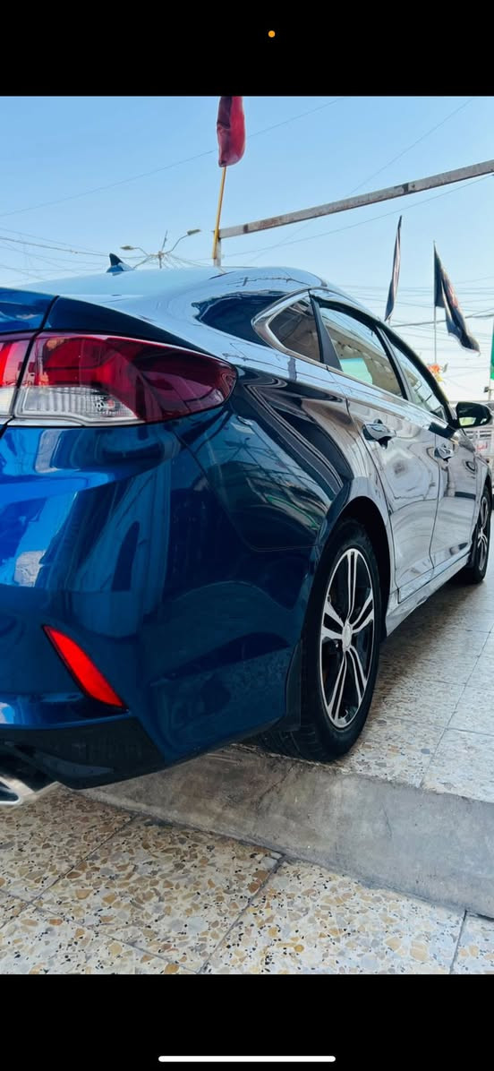 سوناتا 2019 امريكي الحادث مبين بل منشور
كير محرك كفاله عامة  ماشية السيارة 77 حقيقي 
موصفات السيارة معروفة 
كشن تدفئة 
سترن تدفئة 
تحكم استرن 
رادار 
بصمة 
شاشة جبيرة
السعر اتصل واني خادم موجود بكل وكت 
*********** موجود بي واتساب و اتصال
