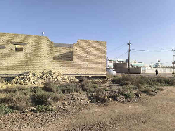 للبيع...
هيكل بناء طابوق درجة اولى 
المساحة الكليه 400م
مساحة البناء 185
خدمات كامله واصلته

 الموقع
الخالديه ابو فليس مجاور ثانوية عمر المختار 

للاستفسار 
***********
***********
