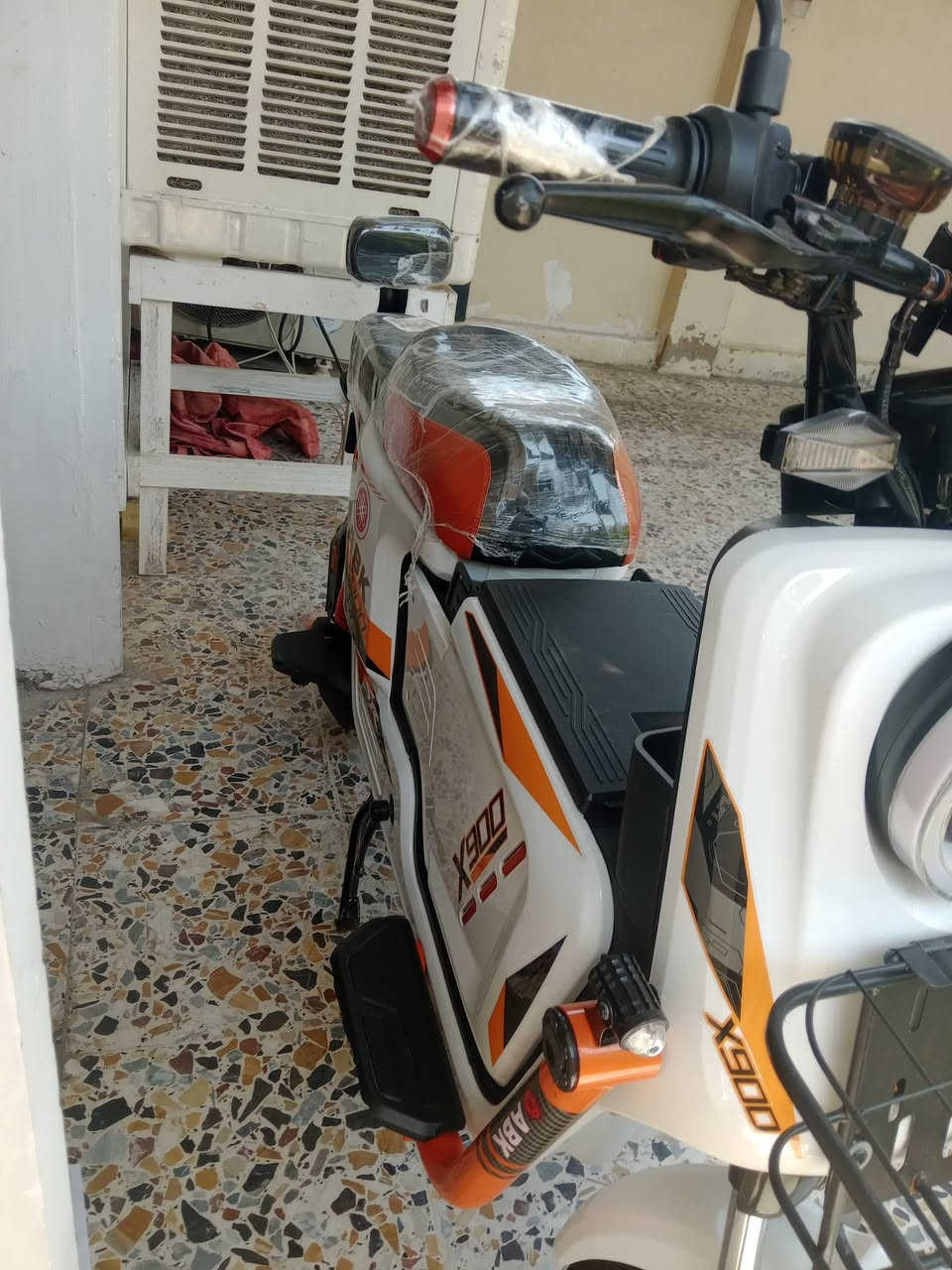 عليكم دراجه للبيع نوع اكس 900 دراجه نظيفه كلش صاله 15 يوم من جبتها وهسه محتاج ورده ابيعها دراجه نظيفه كلش بس يومين طالع بيها مواصفات الدراجه بطاريات كبار دبل دراجه بيها بلوتوث السعر 600 وبها مجال


**إذا كنت صاحب هذا الإعلان وتريد حذفه لأي سبب، رجاءا أرسل رسالة إلى الدعم الفني**