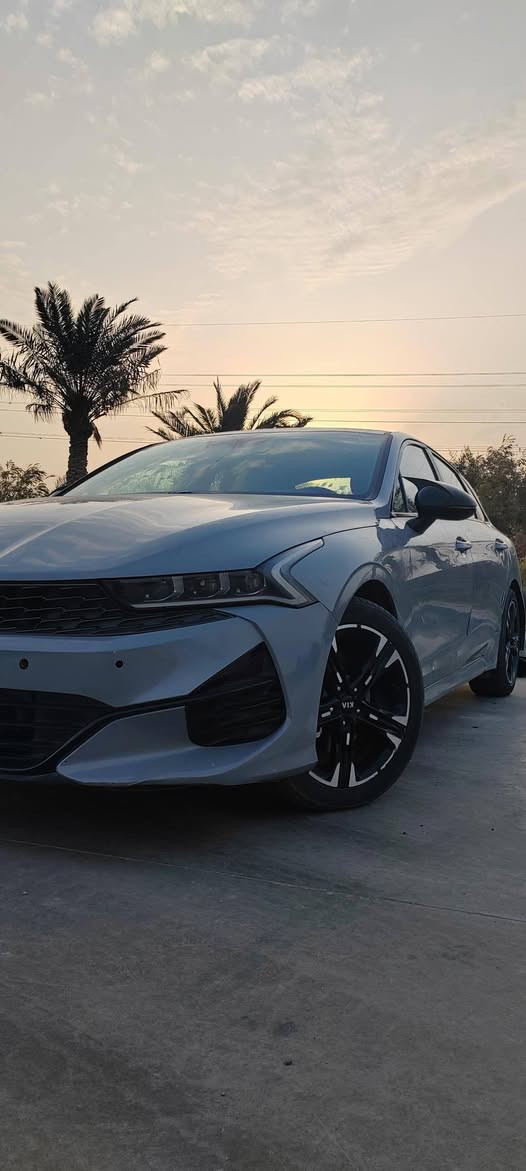 كيا كي 5 موديل 2021 وارد امريكي السياره حادثها بالصور موجود فقط الحادث خفيف جداً وسطحي رقم بغداد معوقين صارلها سنتين هزه جديده  السياره فول فول  مواصفات عدا البانوراما رادار جيتي لاين مكينتها 1.6 T السياره كلش نضيفه الدهن كله اصلي تورينو ألتر 12 ألف كله اصلي 
مكاني: النجف الأشرف حي العداله  
للأستفسار ؛***********
السعر ؛145$ وبيها مجال بسيط
