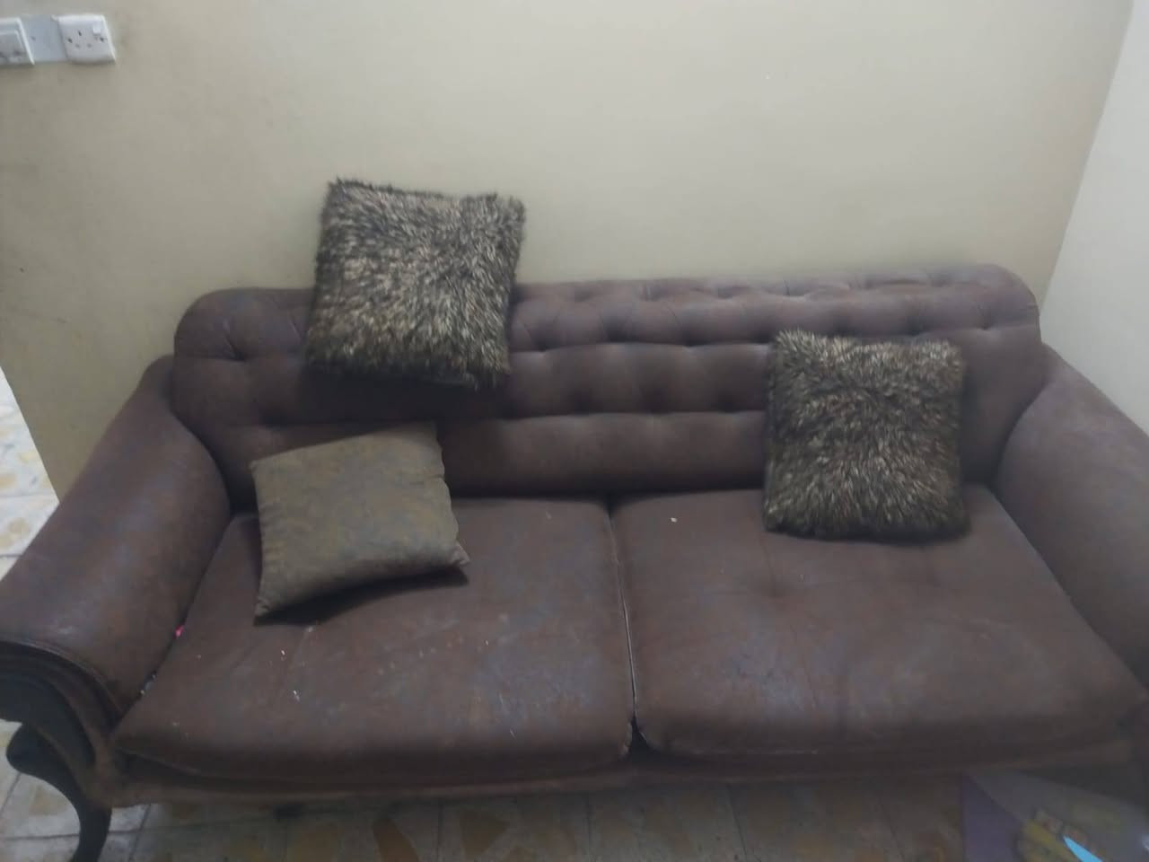 أغراض مستعملة للبيع التخم ٦٠٠ الف
الثلاجة والمجمدة  اثنينهم ب ٣٥٠ الف
طبلة وسطية ب ١٣٠ الف التواصل على الرقم الاتي  ***********
