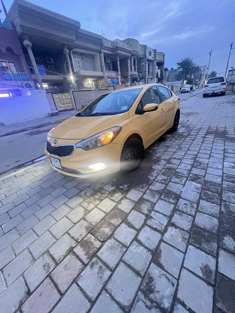 السلام عليكم للبيع كيا فورتي 2014 محرك دوش حادث جاملغ وبنيد جهت السايق امبدلات هيئه غرامات تاخذهه امصفره تبريد تدفئه شغالات بيهه منضومة غاز 60 لتر  اترايك وين ميعجبك سياره مال شغل السعر 105 مكان السياره بغداد الرصافه صور الحادث ماعندي وين ميعجبك اخذهه سونار سنويه بعدهه منافذه رقم الموبايل ***********
