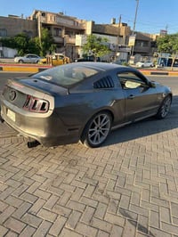 موستنك gt 🚀 كير عادي🕹️ موديل 2013  السيارة ماشية 45 mile السيارة بيهة ...