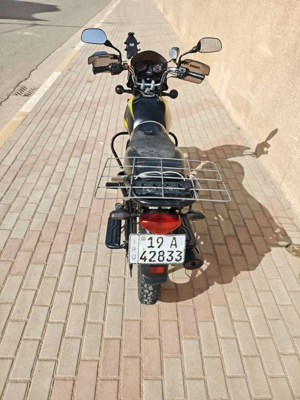 سلام عليكم دراجه بوكسر موديل 22 رقم وسنوية بسمي تحويل ثاني يوم
دراجة نظيفة وكل نقص مابيها 
محرك ناعم مفتوح مرة وحده
مكاني كربلاء السعر 1,750 
***********
