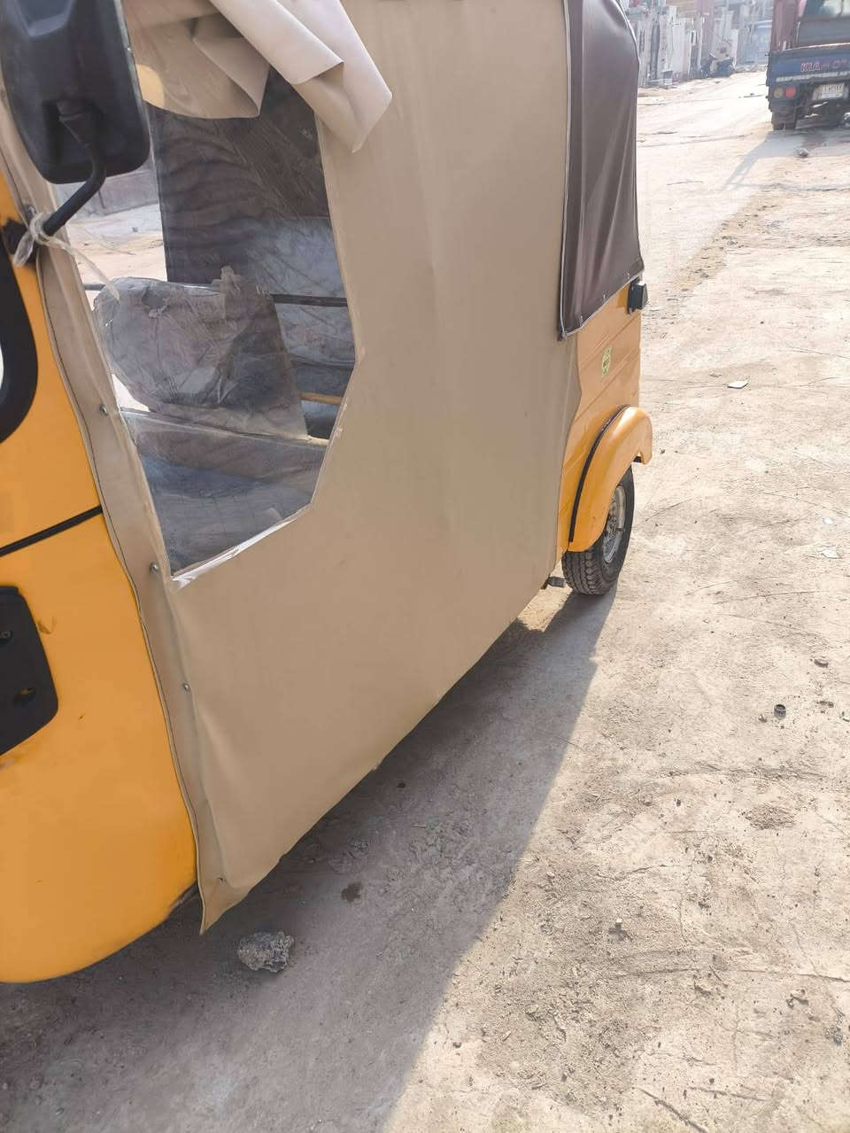 سلام عليكم تكتك 19رقم واصط بسمي تحويل وين ميعجبك رستميه حسينيه مصبوغه عام معمره وجاهزه مكينه مجفته مكاني مدينه الصدر السعر 4500بيهه مجال الشراي يتصل ***********
