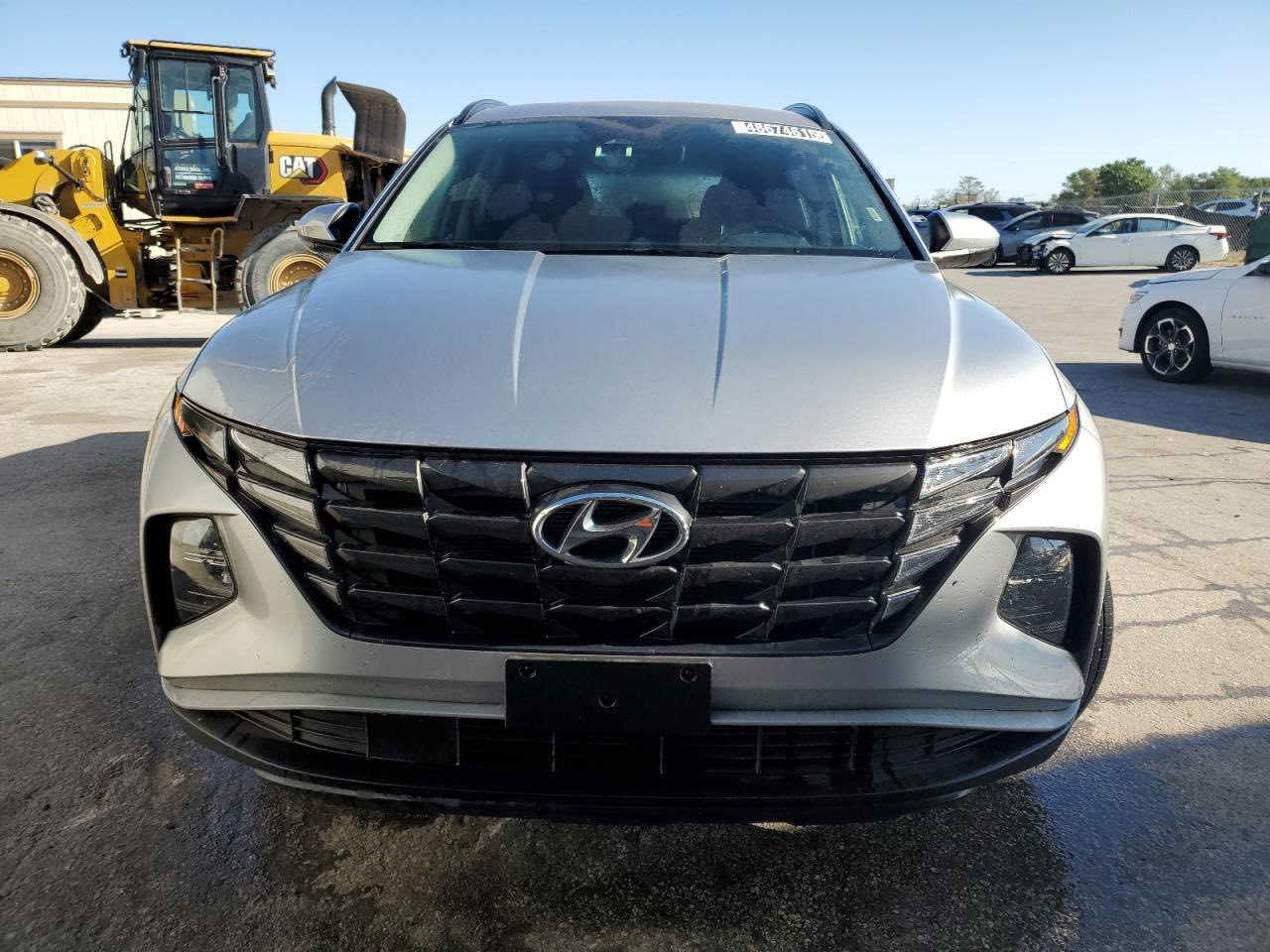 السلام عليكم
- توسان2024(( بيع فقط ))

- مواصفات sel فول عدا الفتحه

- حادثها خلفي بسيط  موضح بصور 

- ماشية 38 ميل 

- سيارة جديده بمعنى الكلمة

- مامرقم فحص موقت

- سعرها 185 وبيها مجال 

***********
