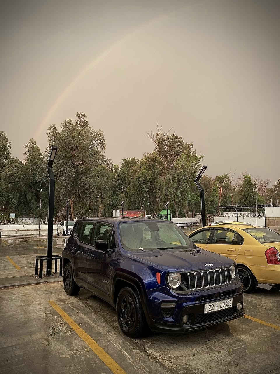 السلام عليكم 
جيب رينيجيد 2019 
ماشية 129كم
محرك 2400 
المواصفات سبورت 
الضرر موضح 
وبيها قطع اثر شخوط بدون حادث 
مكاني موصل 
السعر 117
***********
