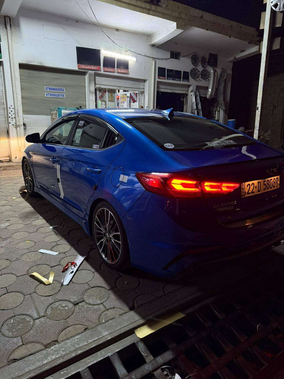 النترا سبورت موديل 2017 فول عده لفتحه رياضي ماشيه 100 مكينه 1600 تيربو مكينه مبدله جديده كامله مال كصه وتيربو جديد مبدله وراديتر وجوينات كله جديد سياره جاهزه بيه جاملغ خلفي وباب خلفي صبغ فقط سياره ليبل واحد مابدله بيه ولا قطعه سعر 135 وبيه مجال مكان سياره فلوجه للستفسار اتصل على الرقم *********** /***********
