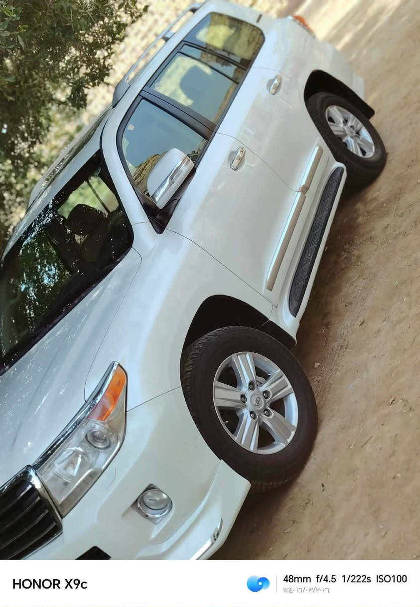 السلام عليكم سياره جكساره موديل 2015كفاله عامه للبيع  
***********
