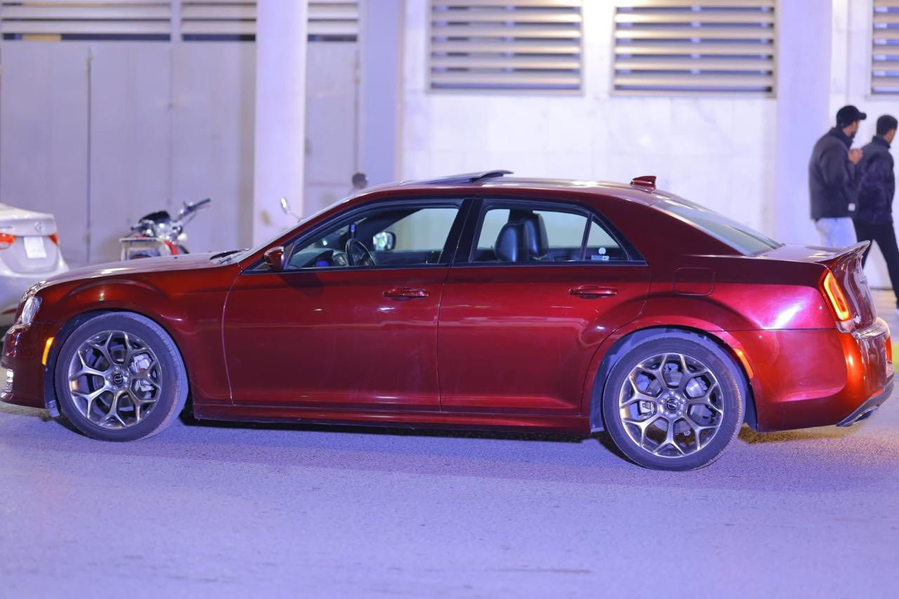 اوباماموديل 2018مكفوله  موصفات sرقم شمالي بسمي السعر  285  وبيها مجال ***********
مكان السياره الكوت
