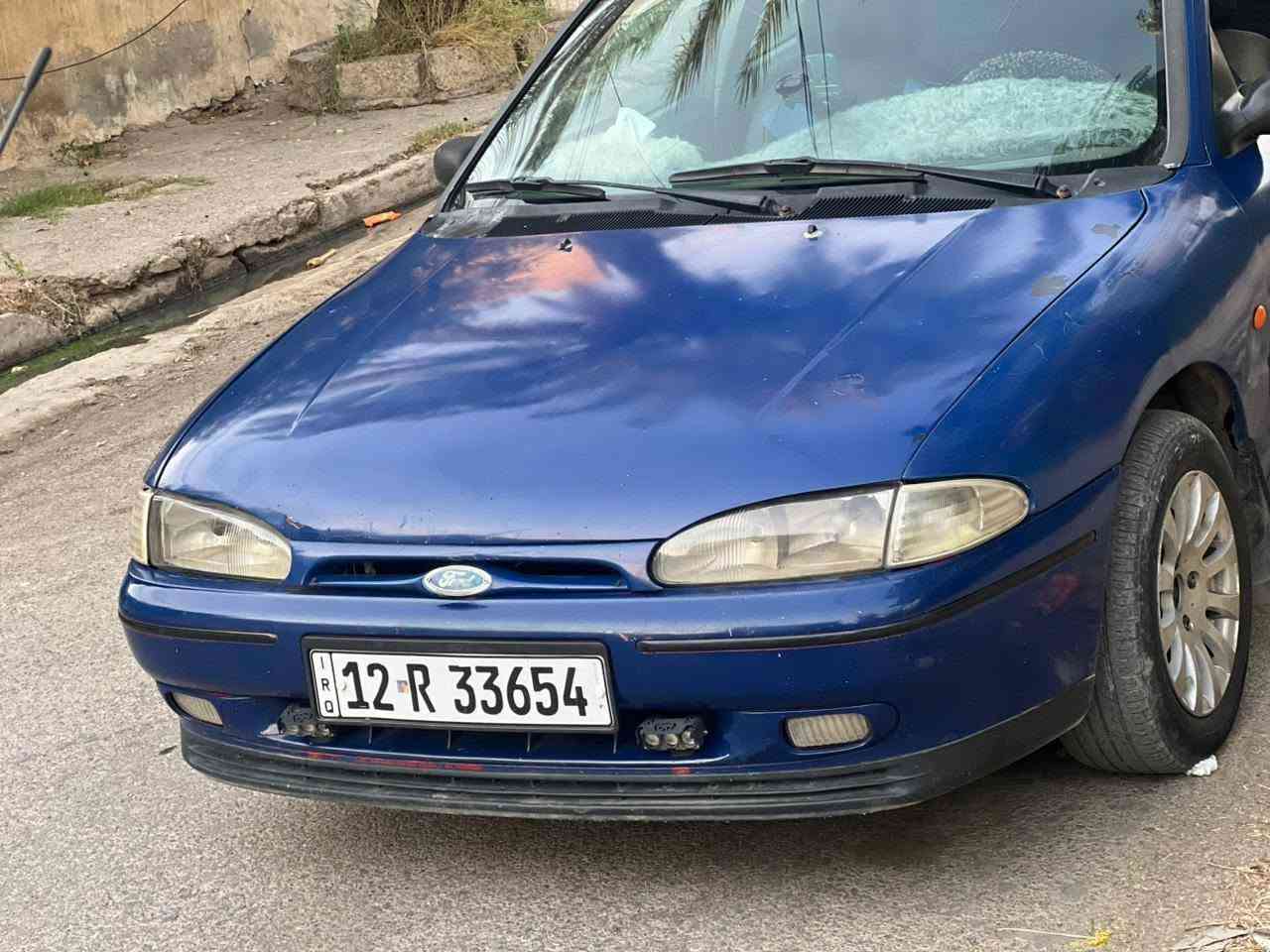 فورد مونديو موديل ١٩٩٣ أزرق نيلي
سنويه لي ٢٠٢٩ عنواني موصل  سعرها ٢٥ وبيها مجال قليل اتصل علئ رقم ***********
