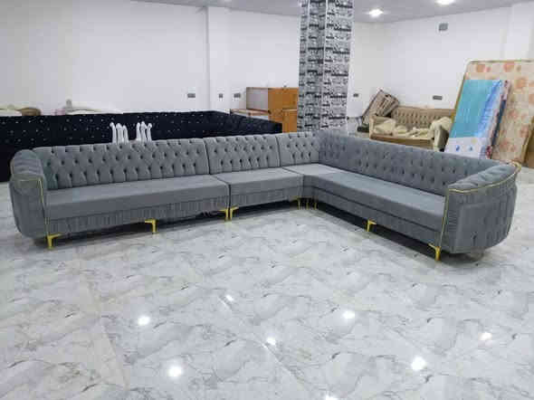 ديوان تركي 7 امتار اخو الجديد السعر 350 الف نهايتها حي الاربجية مدخل التسعين بالقرب من جامع البيت المحمدي *********** / *********** واتساب
