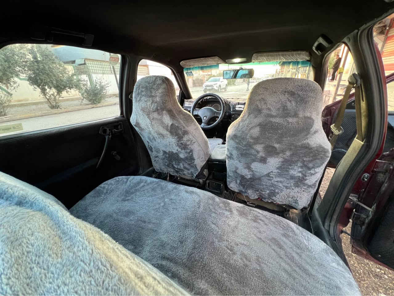 سلام عليكم

أوبل فكتره محرك 18

موديل 91

سياره جاهزه مابيه نواقص 

بطاقه بانزين رقم دولي الجديد بدون نواقص 

مصبوغه عام جماليه 

مكان السياره كركوك حي الخضراء خلف المعارض 

شراي خابر 

رقم الهاتف /*********** Singapore
