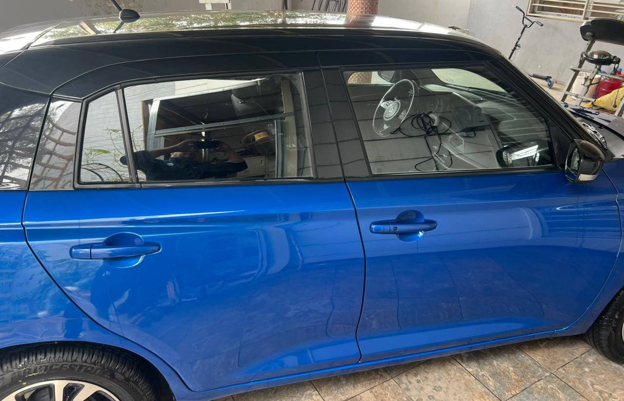 موديل 2025 ماشية 12000 الف كيلو حرة 
هايبرد فول موصفات تحكم ستيرن ضمان 3 سنوات مجموعة الصادق وكيل سوزوكي بيها صبغ نص باب خلفي+ كنر جاملرغ خلفي عكس السائق ويل كب رادار امامي كامرة خلفية اوتو ستوب سنتر لوك نقط عمياء حساسات تحكم لايت امامي تحكم مري جانبي + شفط كشنات مخمل الاستفسار ***********
