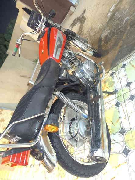 دراجه للبيع نامه ادوات مكفوله من سرقه مبدل بستم بيها كهربايات شغاله سعرها 550 مجال قليل مكاني سفوان ***********
