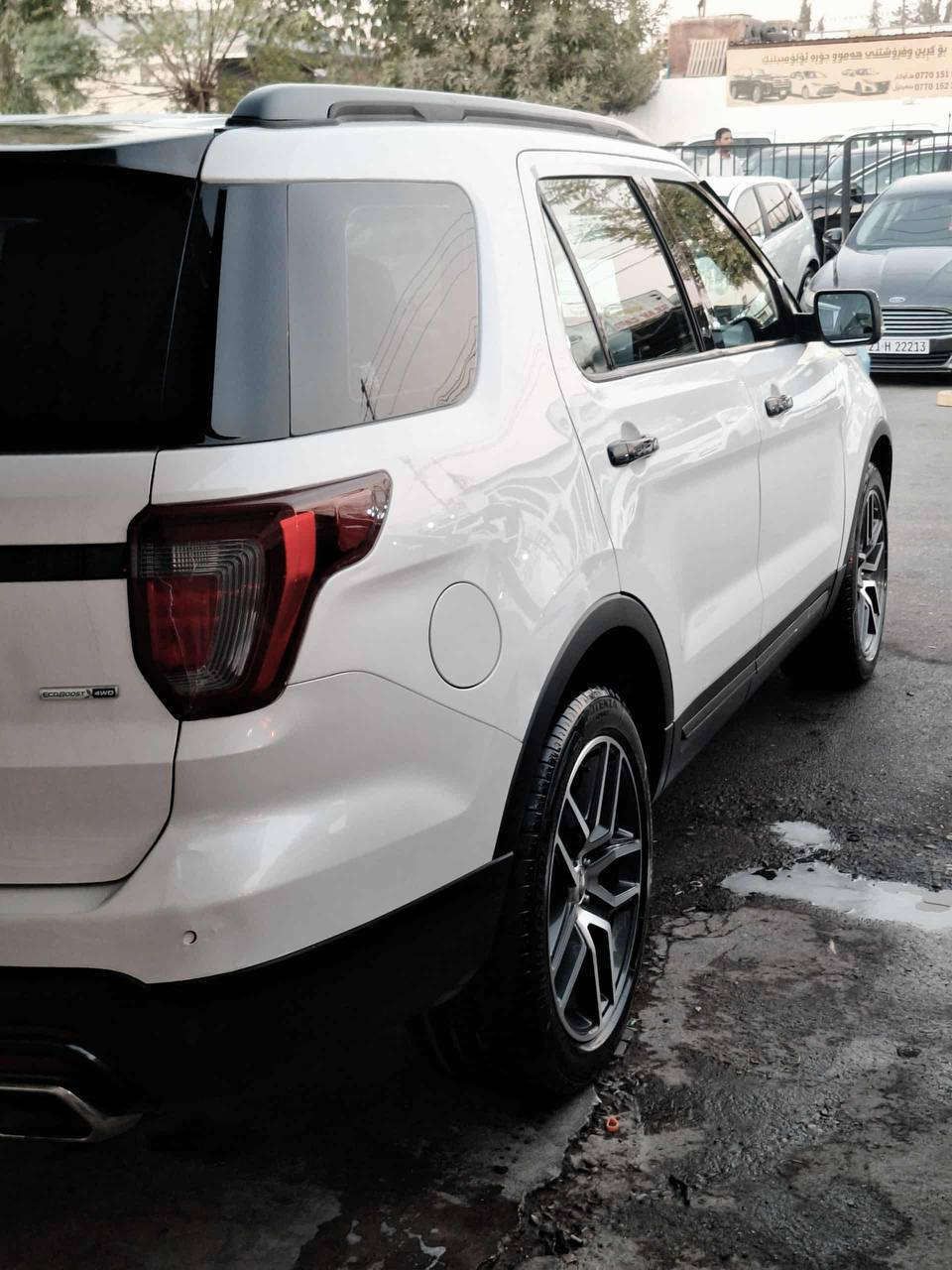 Ford explore 2017
ئۆتۆمبێل: فۆرد ئێکسپلۆر (استراد خاص)
مۆدیل:2017
جۆر:V6 twin turbo 
مواسەفات: فوول فول
پانۆراما، 3ڕیز کوشن، کوشن سارد و گەرم، کوشن کارەبای کامل،لایت لید و عەدەسە و زینۆن، 3شاشە و شاشە گەورە،زۆر مواسەفاتی تر
بێ دەعم و لێدراوی
گێڕ و مەکینە: بەشەرت
سەنەوی: بەناوی خۆمەوەیە و تا 2029 تازەیە
نرخ: 225 و معامەلە
***********

فورد ايكسبلور استراد خاص 2017 فول فول مواصفات بانوراما ٧ مقعد و كشنات خزن كشنات تدفئة و تبريد كشنات كامل كهربائي و 3شاشات و شاشة كبير و هوائي مواصفات أخرى 
بدون ضرب و تعديل 
كير و محرك بشرط على وضع شركة
سنوي باسمي جديد حتى 2029
سعر 225 و بيها مجال
*********** رقم صاحب السيارة
