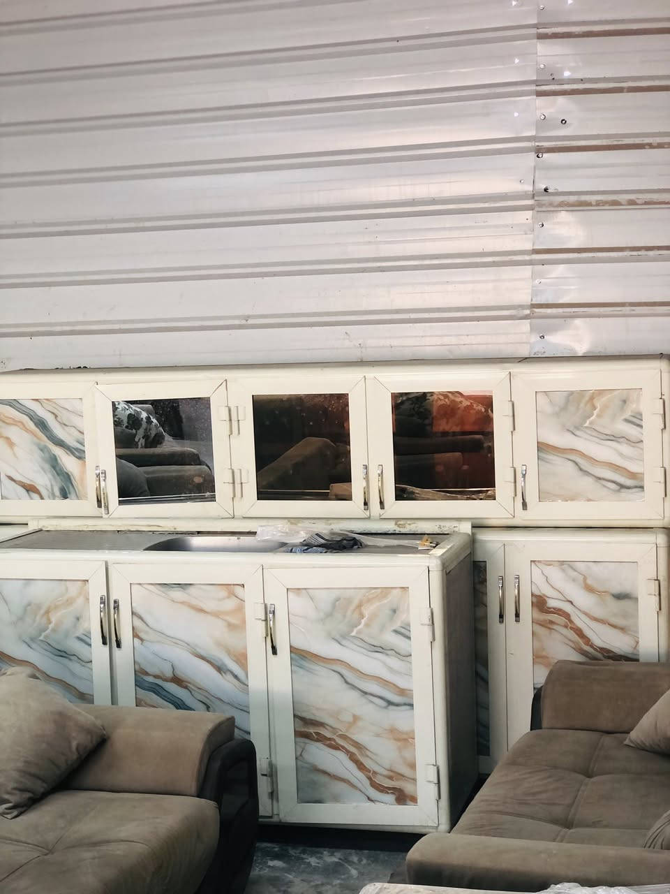 السلام عليكم بيع سريع كله جوه السوك عنوان التاجي شارع عمشه قرب مكتب ابو سيف واتساب *********** !/ *********** اتصال
