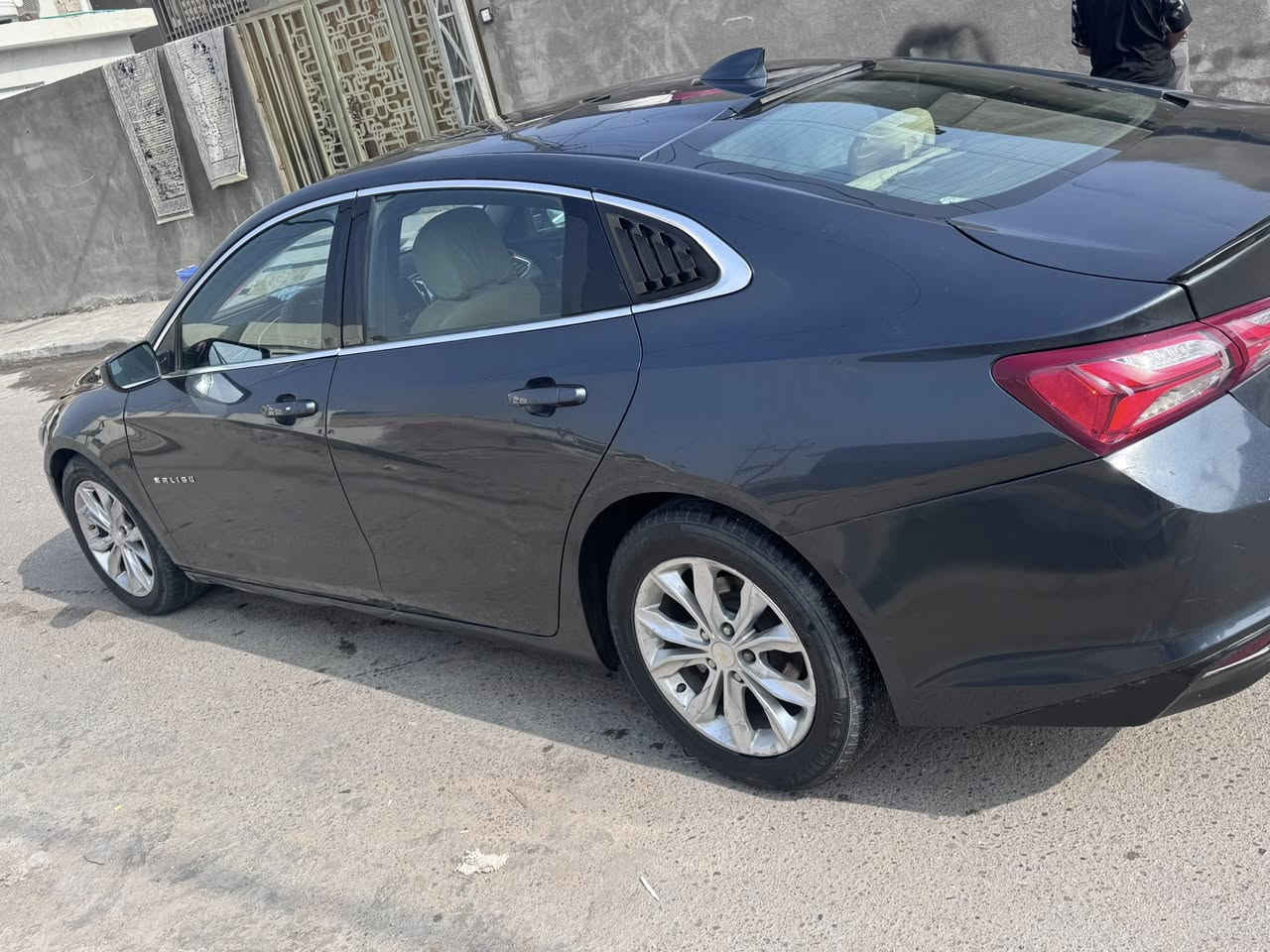 ماليبو 2019 وارد امريكي معوقين بشهر 6 تصير حره كفاله التحويل ( رقم ميسان ) وكاله تجيك للبصره 
محرك 1500 تيربو  كفاله كير محرك 
السياره جاهزه مابيها نقص حداديه صدر جديده 
فول موصفات / حادثهه موضح بالصور 
بصمه تشغيل+بصمه ابواب
فتحه سقف 
شاشه كبيره + كامرا خلفيه 
السعر 95  مكاني بصره / ***********
