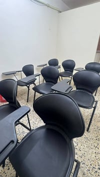 ستولات • مقاعد • جلد تركي • مستعمل • بيع • جودة عالية • نوعية ممتازة