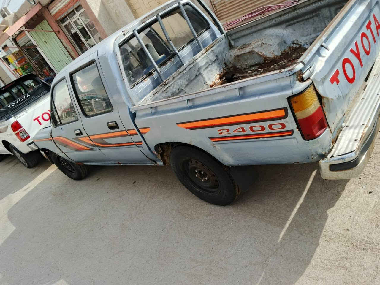 سلام عليكم بيكم لبيع مديل89سعر 27وبيه مجال لشراي يتصل وبيه خير ويدلل ***********
***********
