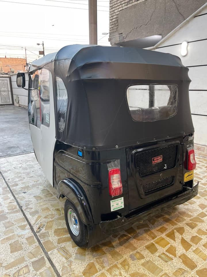 تكتك رقم وسنويه 2022 شهر 8 سنويه إنكليزي تكتك نضيفة وحلوه محرك مكفول لاتنقيص ولا تبخير تكتك نصبتها تخبل تراي زيرو وجاهزة تخم تاير دوشمة تخم سفريات مال كوستر كهربائيات شغاله تكتك مال جناي ربع مذب عليهة 
هاتف   ‭0774 943 2064‬ السعر 6800
